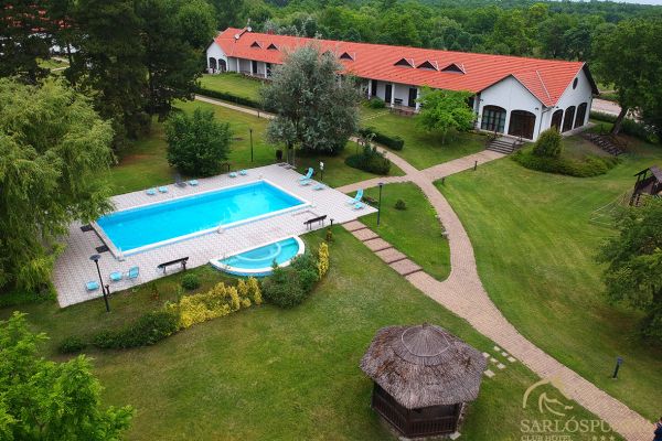 fotok-sarahotel-0429E3DD77-EA58-BE72-C5D7-A0561D2D5FBA.jpg