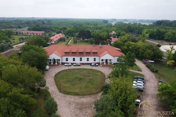 bemutatkozas031B7503DB-F6D0-5D46-1658-4C8AEA13A4AD.jpg